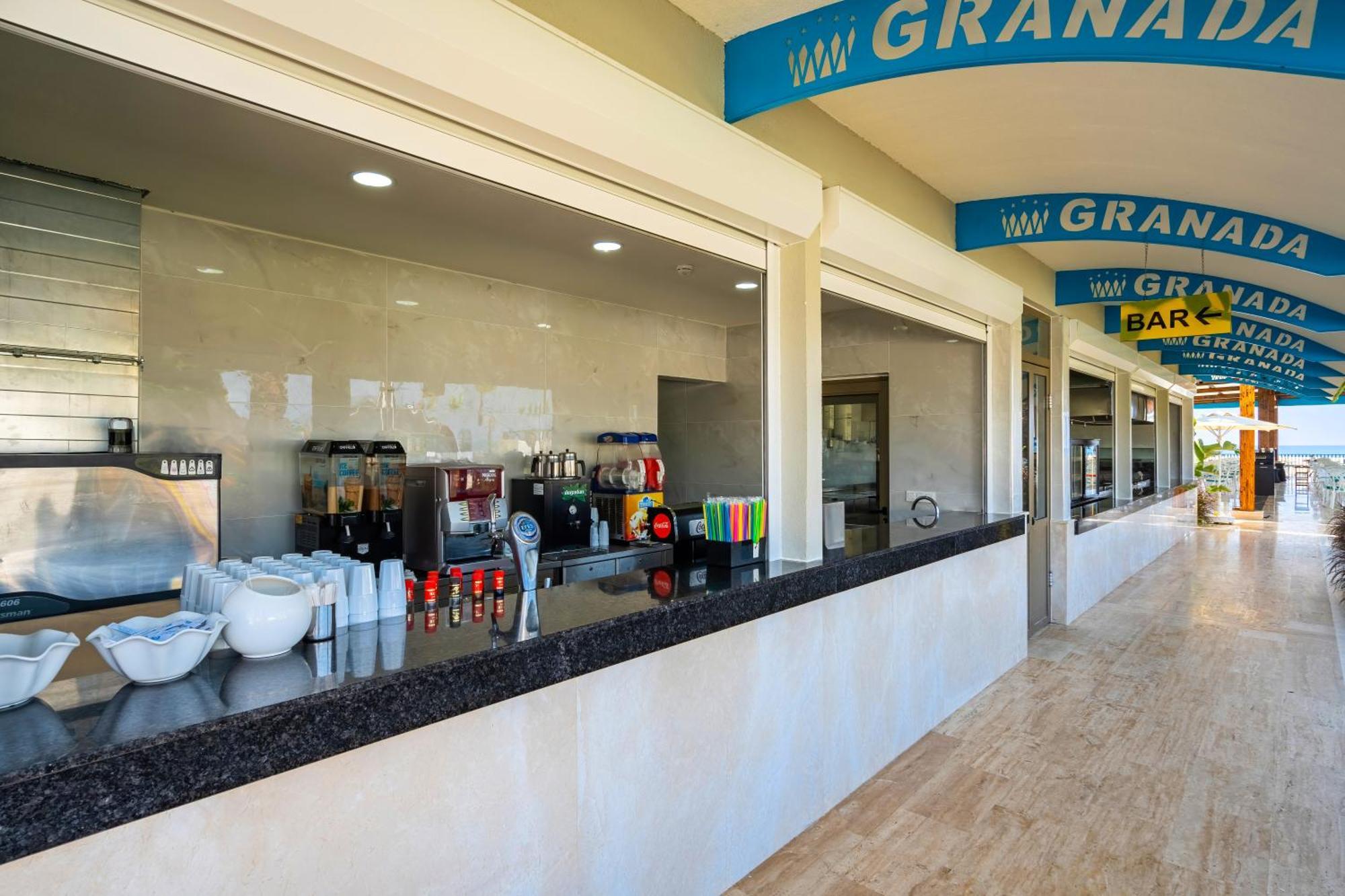 Granada Luxury - Family Kids Concept מלון באלאק